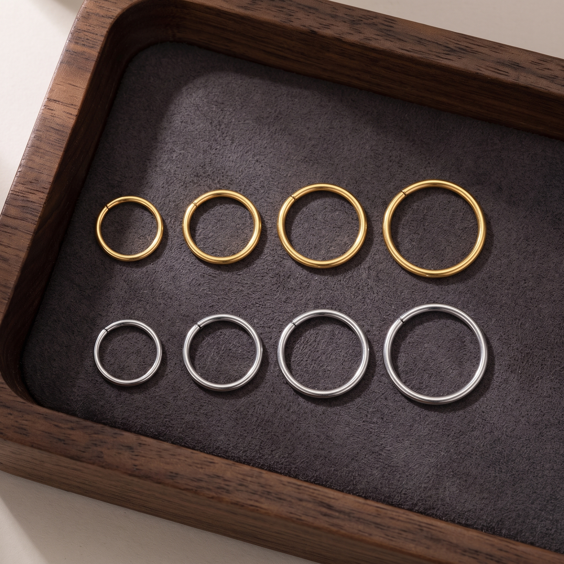 Hoops in 6, 8, 10 and 12mm, gold and steel