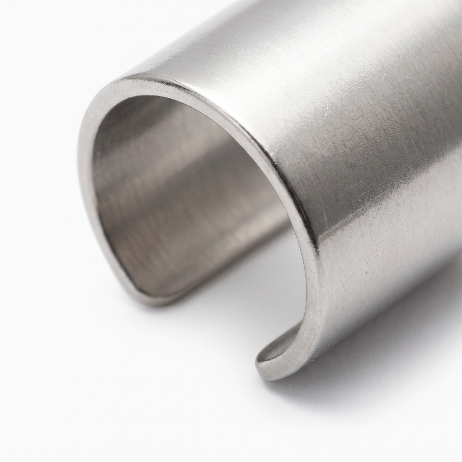 Close-up of tube cuff profile