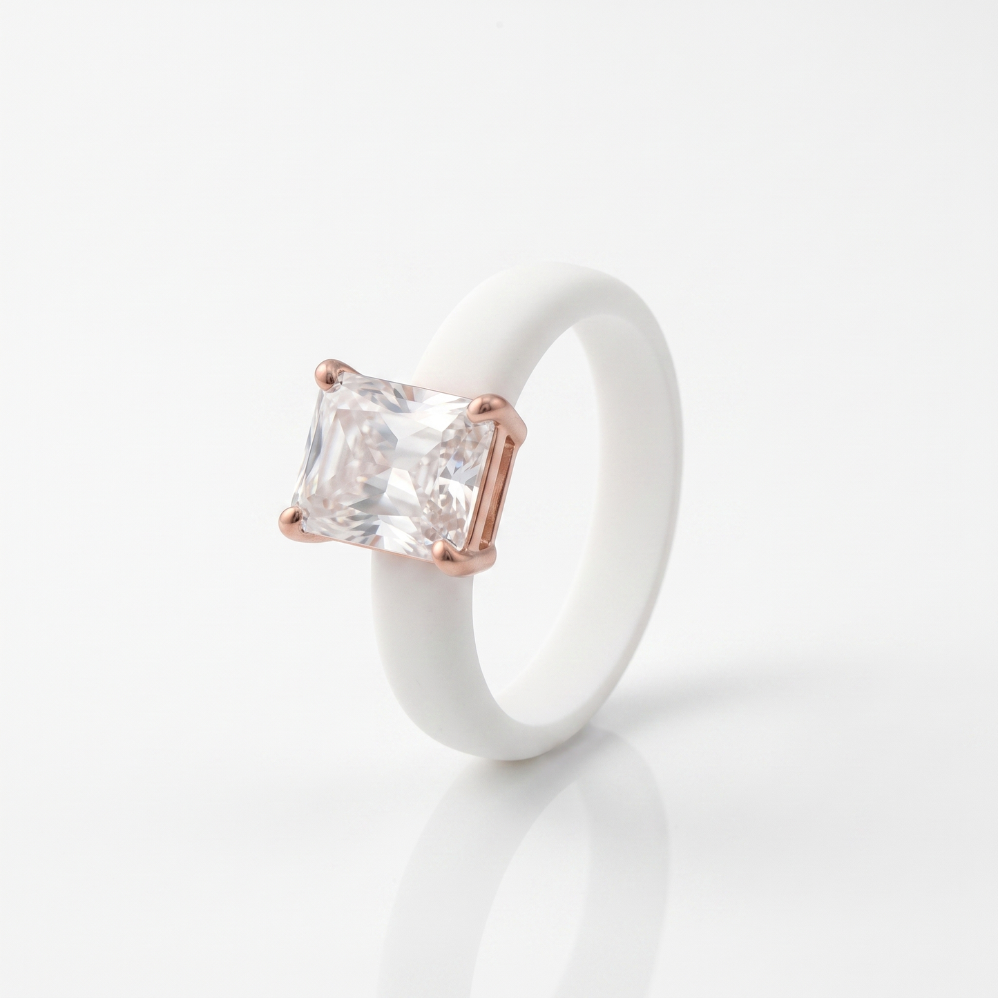 Women's silicone CZ ring product shot
