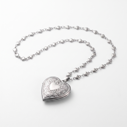 Heart photo locket product shot