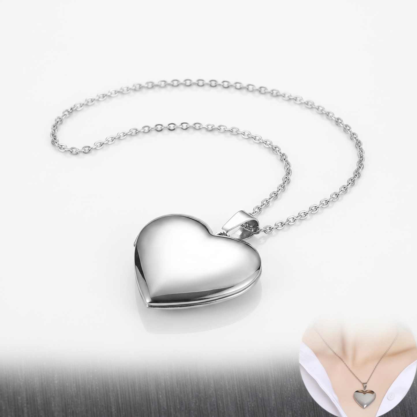 Vnox heart locket product shot