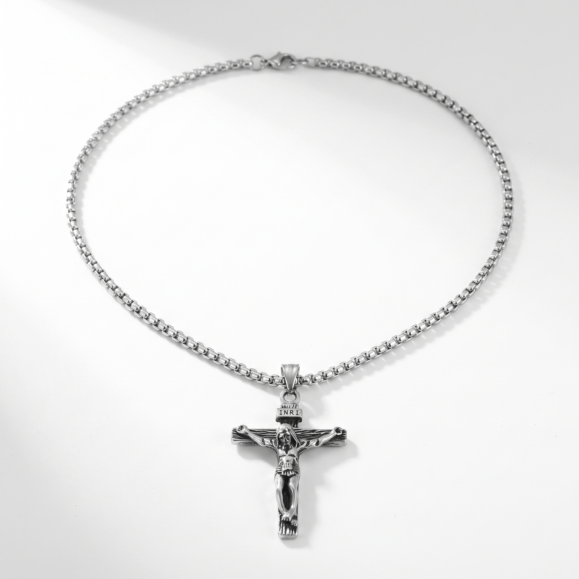 Crucifix pendant necklace product shot