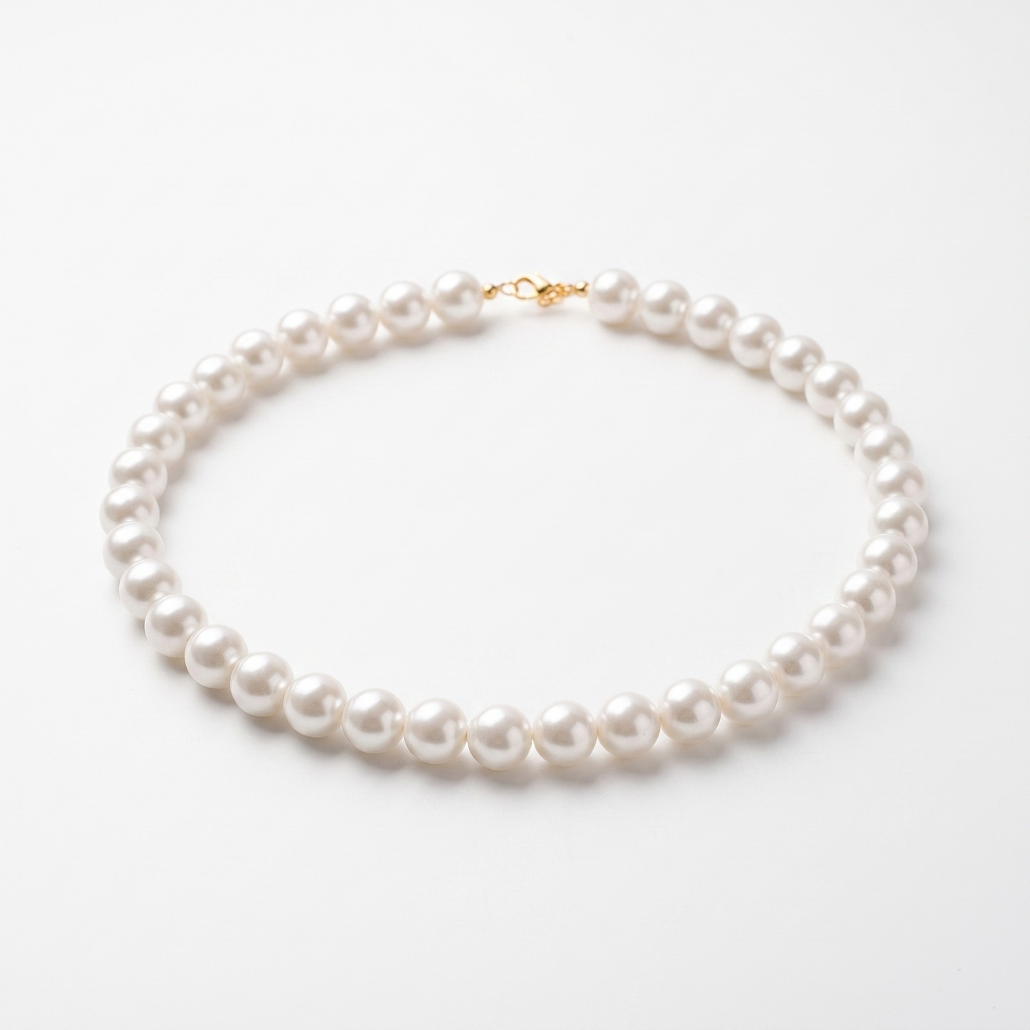 Pearl short chain choker product shot