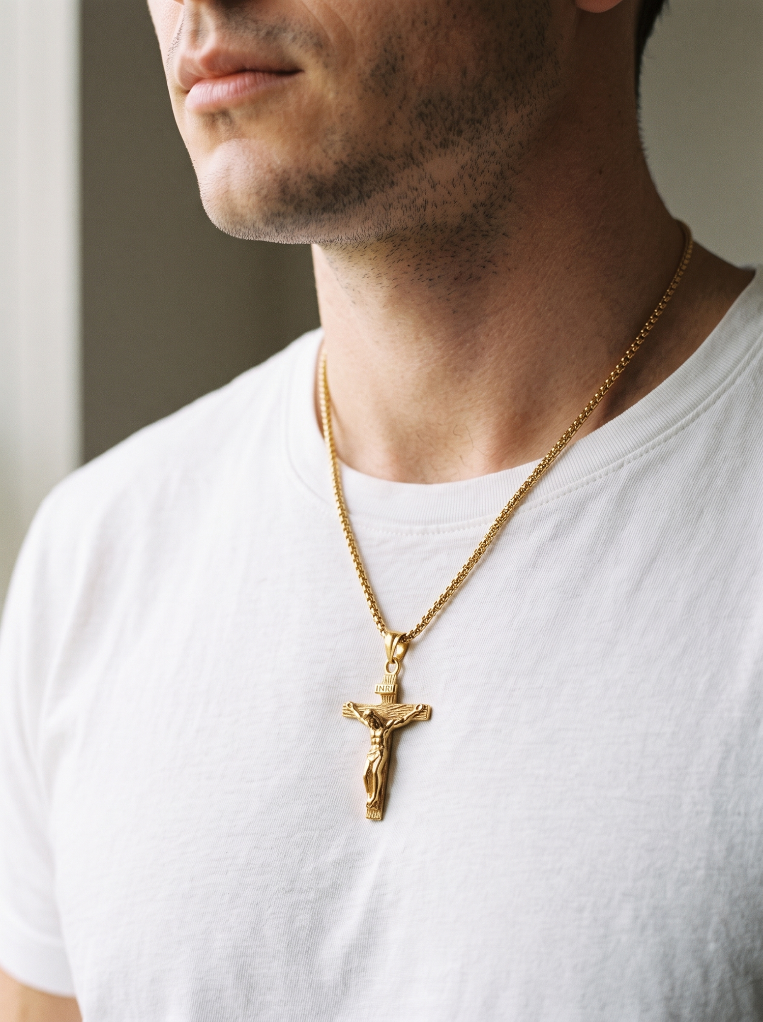 Aurelle crucifix necklace close detail