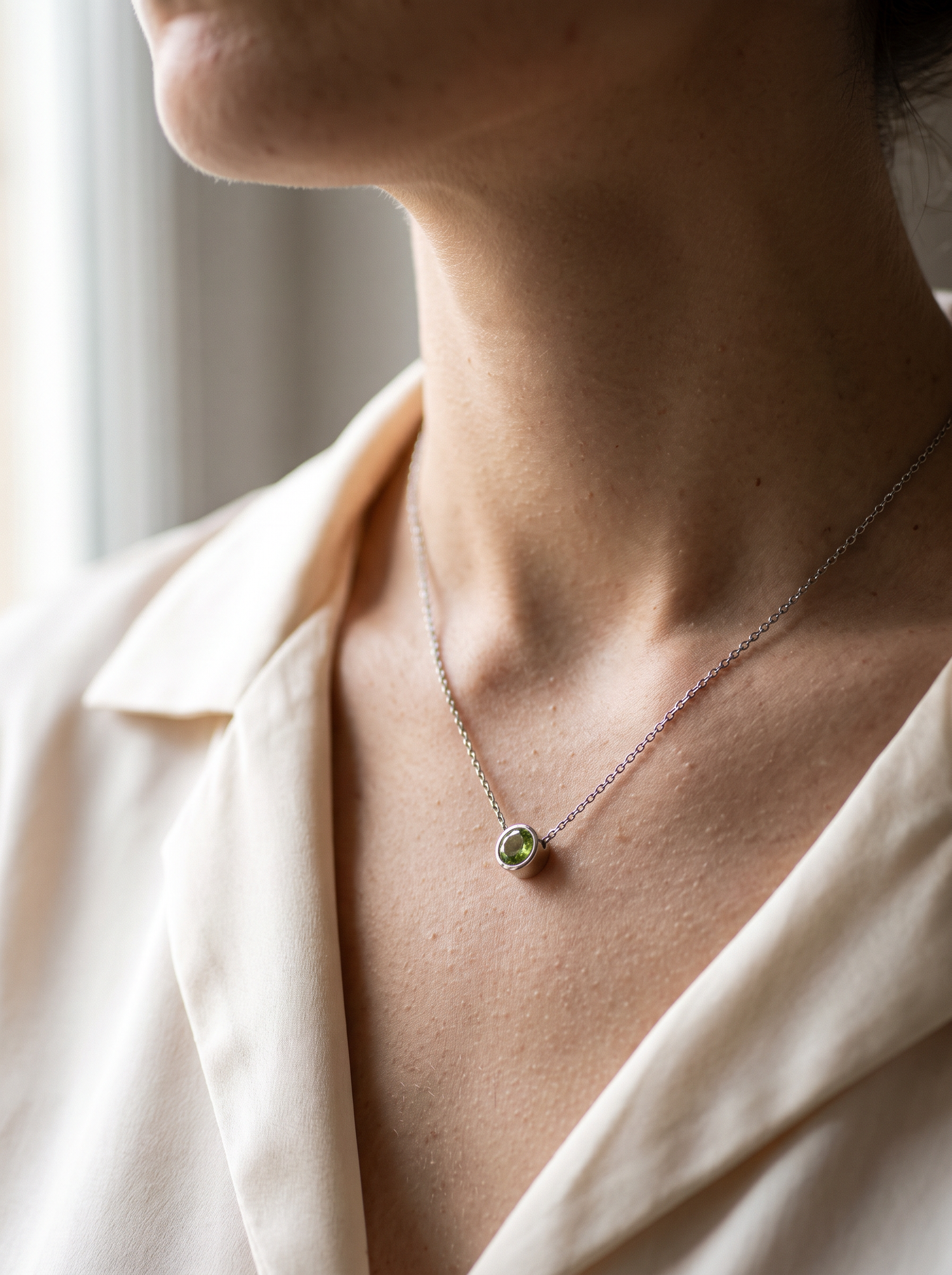 Aurelle birthstone necklace close detail