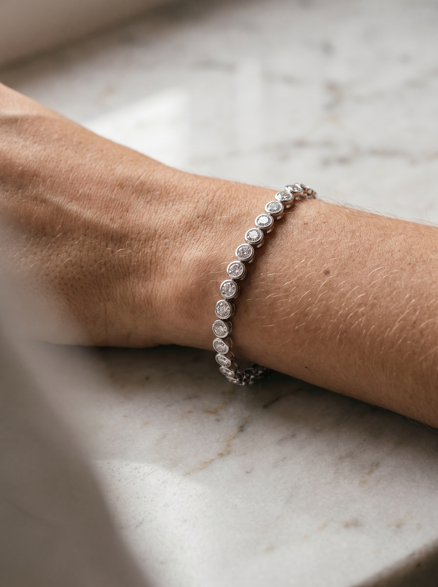 Aurelle bezel set tennis bracelet close detail